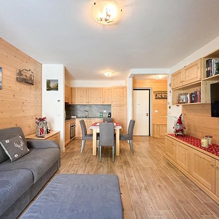 Aprica , Lusso A 300M Dalle Piste Da Sci, Garage Privato E Deposito Sci Gratuito Le Bratte Extérieur photo