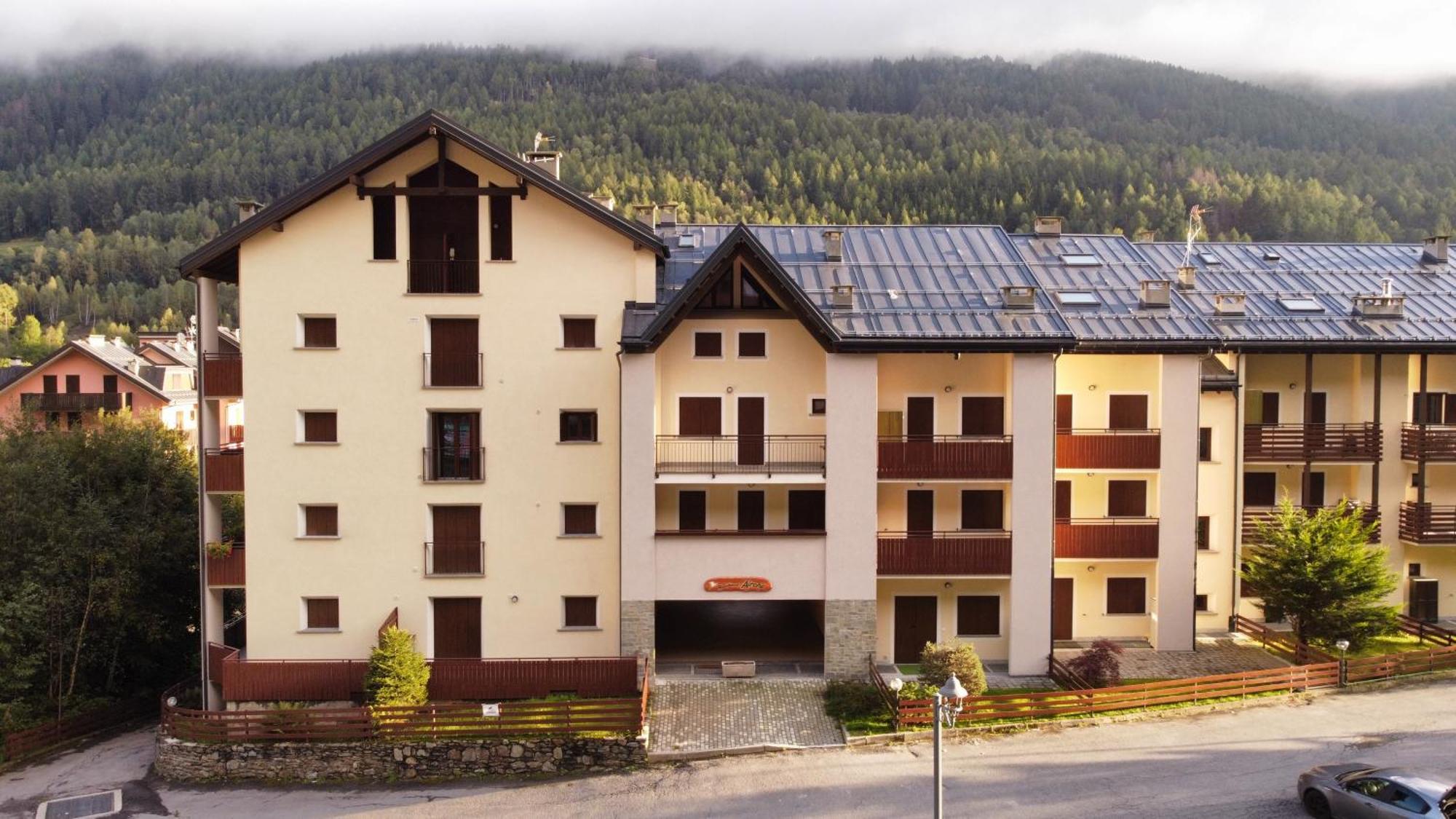 Aprica , Lusso A 300M Dalle Piste Da Sci, Garage Privato E Deposito Sci Gratuito Le Bratte Extérieur photo